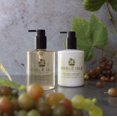 thumbnail image 3 of Loción de manos Noble Isle Golden Harvest 250 ml, 3 of 5