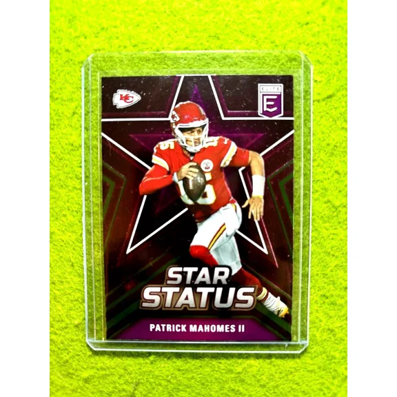 Patrick Mahomes PINK STAR STATUS CARD JERSEY#15 CHIEFS 2023 Panini Donruss Elite