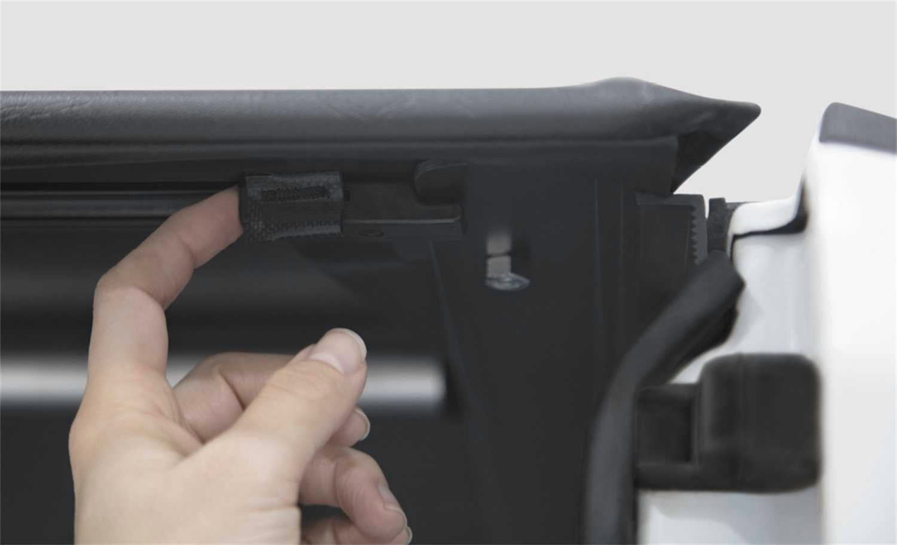 Access Literider 04-06 Tundra Double Cab 6ft 2in Bed Roll-Up Cover Fits select: 2004-2006 TOYOTA TUNDRA