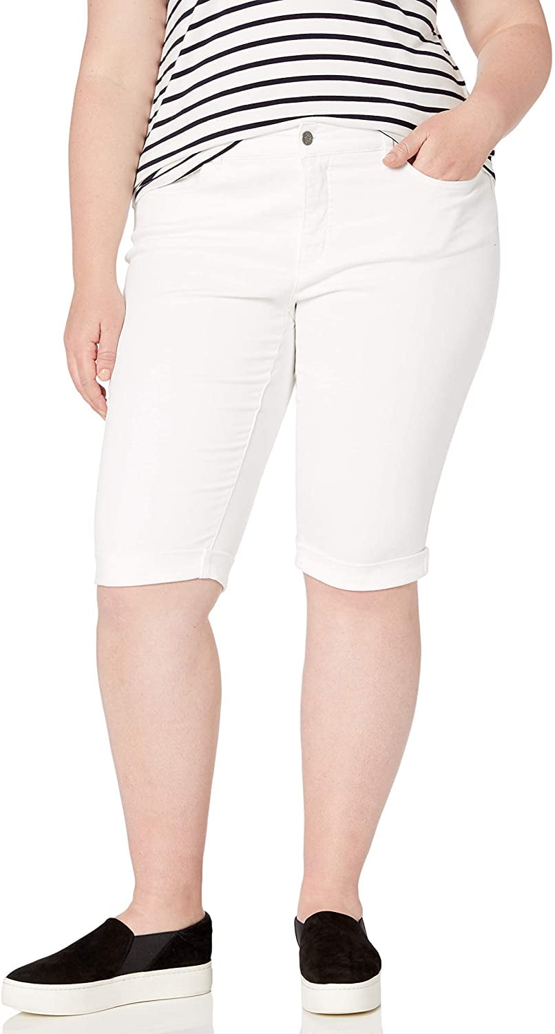 Chaps Women's Plus Size Stretch Twill Short, White, 22W Walmart Canada