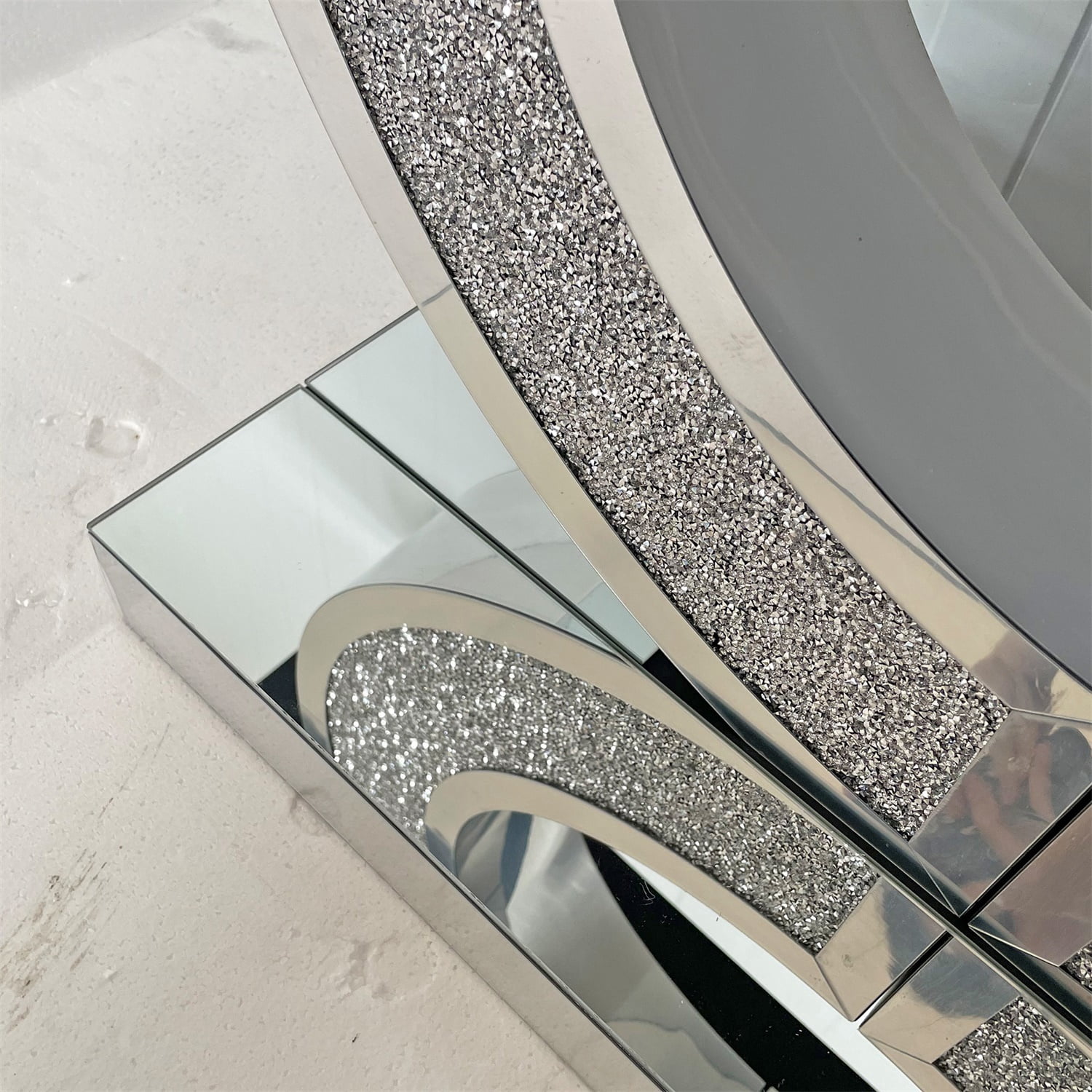 Hommoo Modern O-Shaped Mirrored Glass Console Table with Crushed Diamond Inlay, Handicrafts Mirror Table for Hallway Entry, Living Room, Sliver