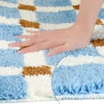 thumbnail image 3 of REGALWOVEN Alfombrillas de baño antideslizantes a cuadros, suaves y esponjosas, alfombras absorbentes para ducha, lavabo azul-2 20" x 32", 3 of 6
