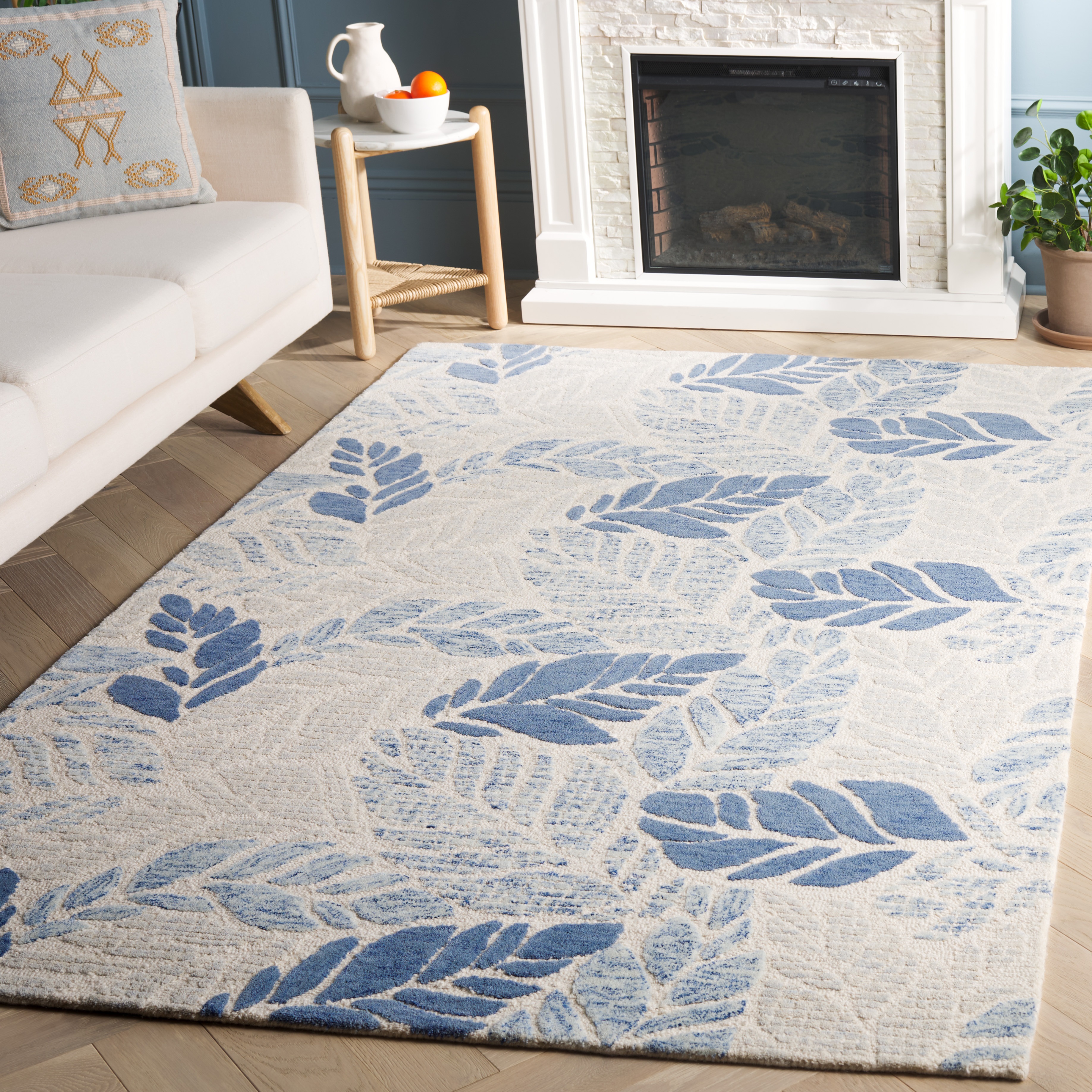 SAFAVIEH Martha Stewart Jardin Floral Area Rug, Ivory/Blue, 3' x 5'