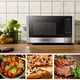 thumbnail image 3 of BLACK+DECKER Horno Microondas de Encimera de 0,9 Pies Cúbicos en Acero Inoxidable, 3 of 5