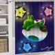 thumbnail image 4 of Juego de 4 cortinas de ducha Yoshi con alfombrillas antideslizantes, tapa de inodoro y alfombrilla de baño, cortina de ducha impermeable con decoración de dibujos animados para baño con 12 ganchos,, 4 of 8
