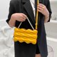 thumbnail image 5 of Bolso de mano con patrón de nueva ola Versión coreana del bolso de hombro diagonal simple bolso de moda para damas, 5 of 5