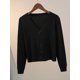 thumbnail image 5 of Suéter de punto con botones para mujer, chaqueta con cuello en V, manga larga, Tops cortos informales, gris y blanco, otoño e invierno, 2024, 5 of 5