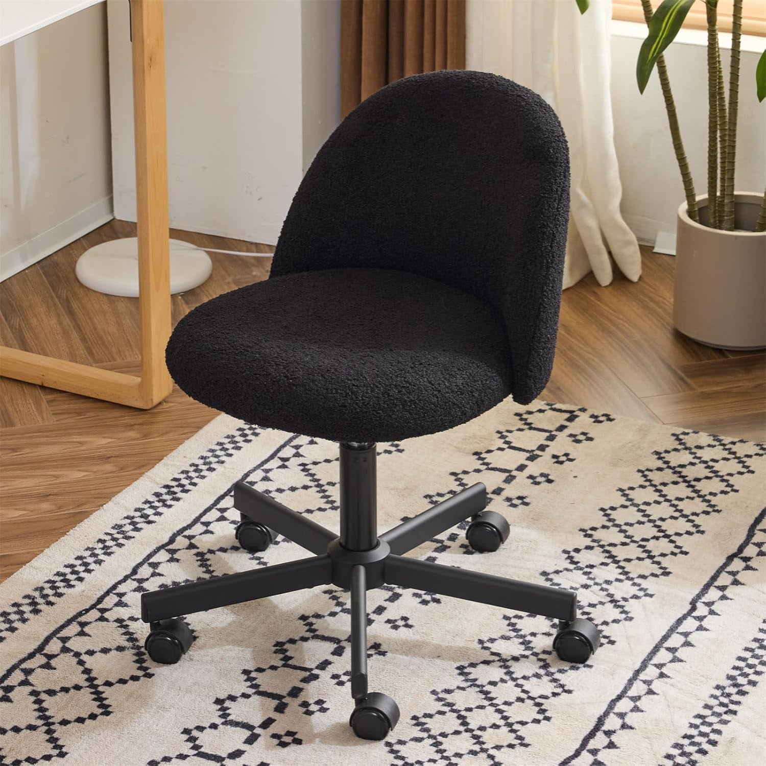 Matladin Modern Vanity Chair with Back, Silent Wheels, Velvet Desk Chair for Girls, Small Office Chair, Stylish and Comfortable