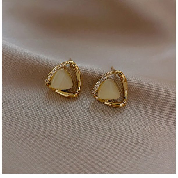 Pendientes de Metal con forma de hoja para mujer, aretes con cierre de tuerca, color gris, estilo coreano, novedad, 2023