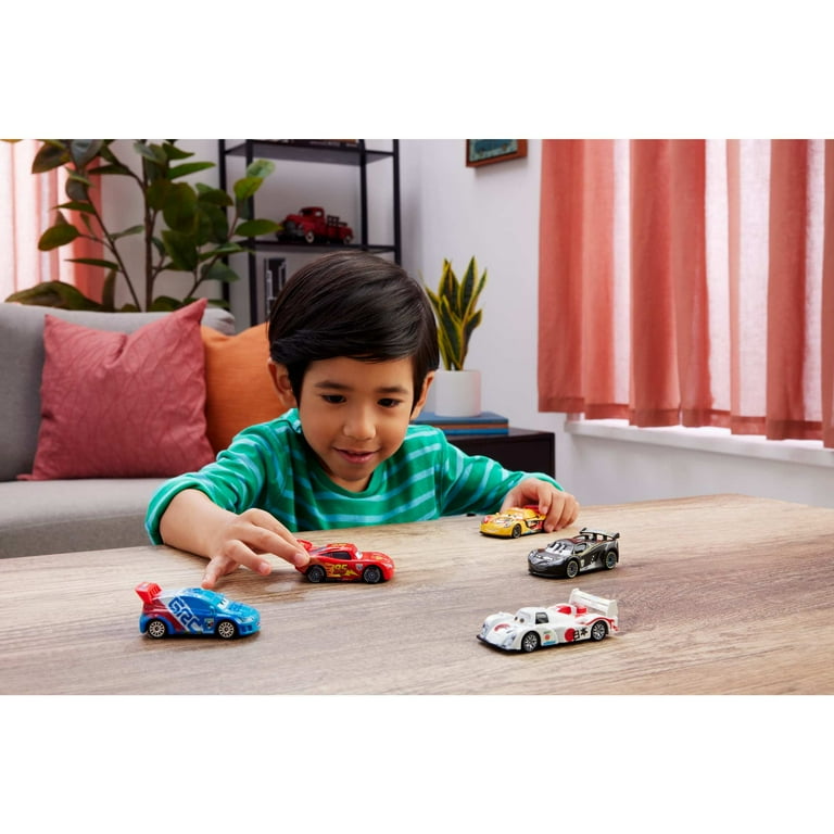 Disney Pixar Cars 5-Pack - 1:55 Scale Die-Cast Toy Cars - Walmart.com