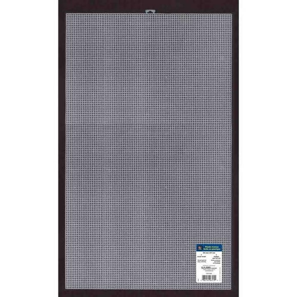 ESSENTIELS DE CRÉATION Toile en plastique, maille 7 fils, 34 × 57 cm (13 × 22 po), transparente Le canevas plastique # 7 13 3/8" x 10 1/2"