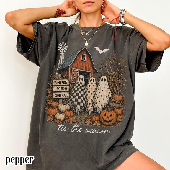 Tis The Season Shirt, Spooky Farm Ghost T-Shirt, Vintage Pumpkin Patch Haunted Barn Tee