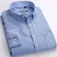 thumbnail image 2 of Camisa de manga larga de tejido Oxford grueso azul para hombres jóvenes y de mediana edad, informal, de negocios, holgada, sin planchado, para exteriores, 2 of 5