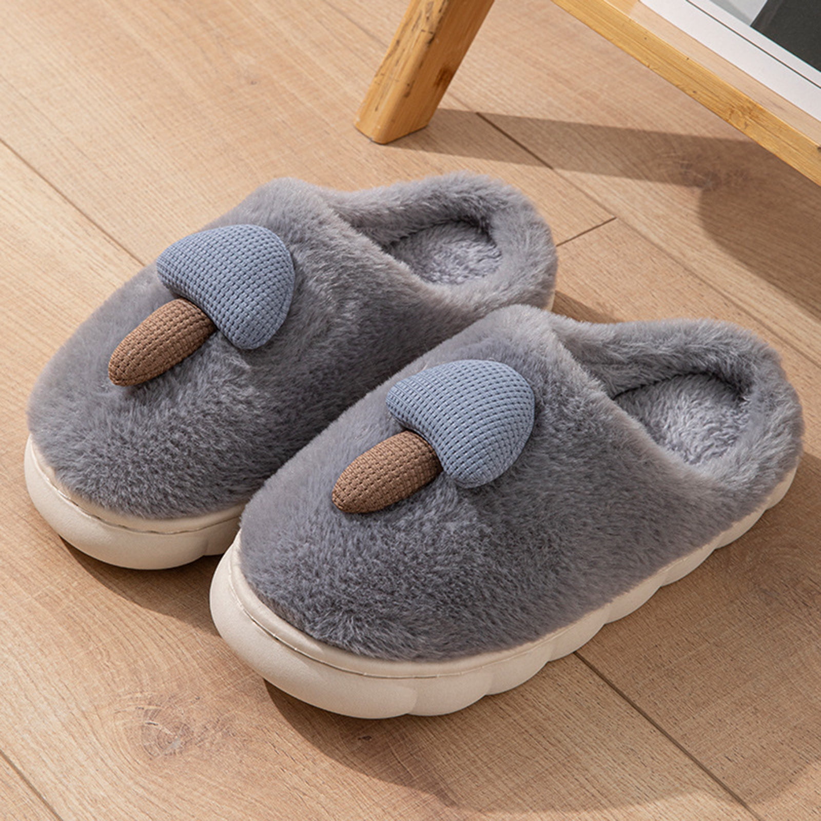 Dokela Pantoufles Femme Mousse à Mémoire Chaussons Peluche