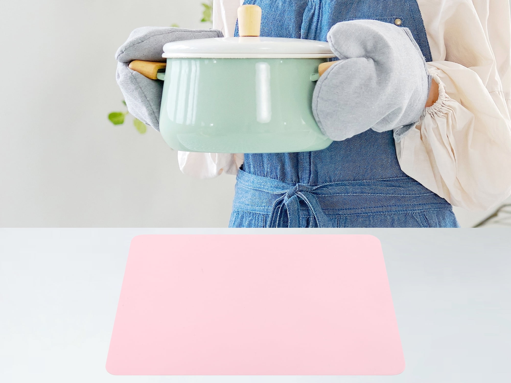 Unique Bargains Set of 6 Silicone Placemats for Kitchen Dining Table Decor Pink