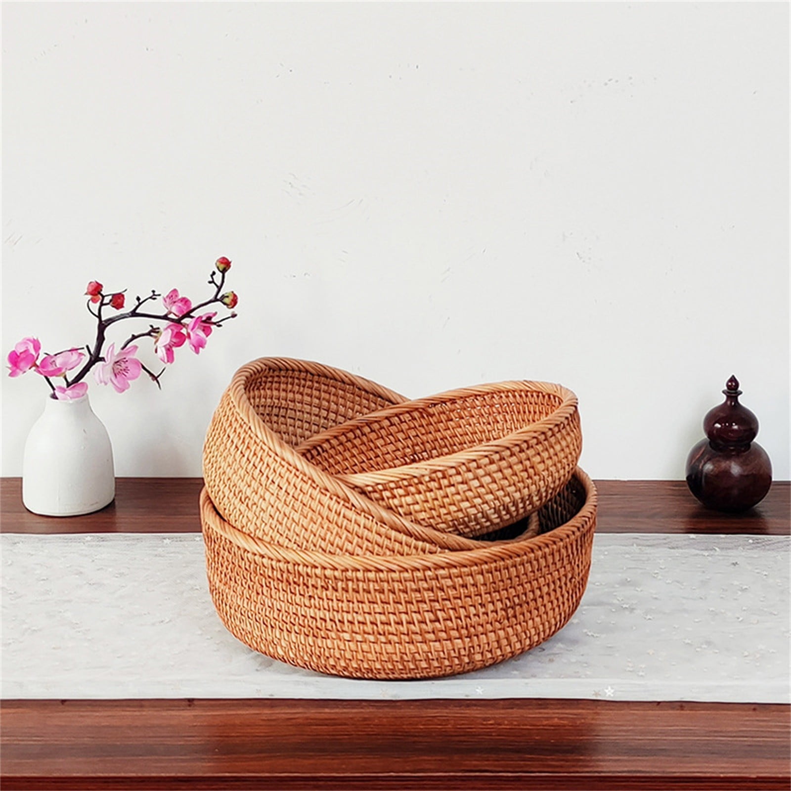 Yettn Wicker Basket,Natural Rattan Round Wicker Basket with Lid, Shallow Decorative Organizer for Keys, Wallet, Cell Phone, Fruit Bowl or Shelf Storage Tray