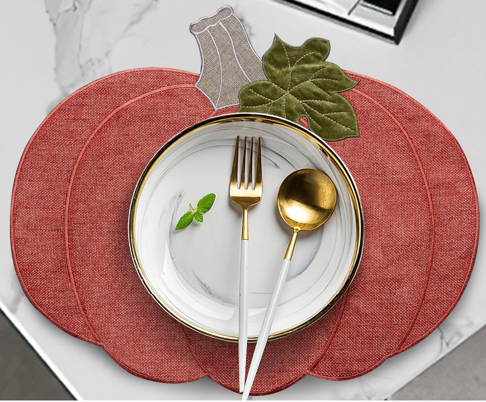 Violet Linen Thanksgiving Harvest Fall Pumpkin Pattern, Polyester Applique Embroidered Burlap, Red, 12 Inch x 18 Inch, Oval, Set of 4, Decorative Place Mats