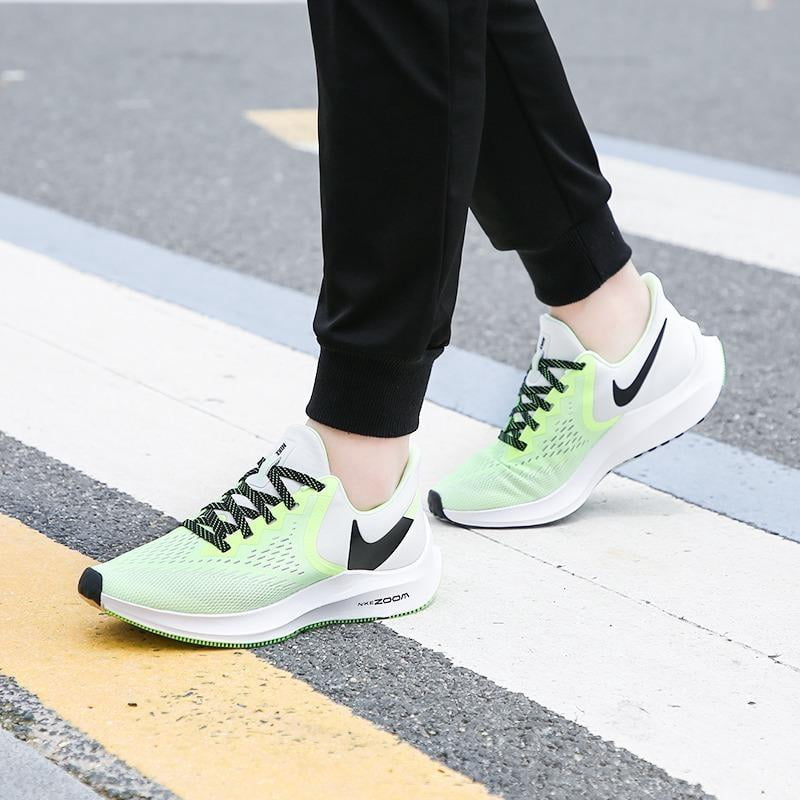 Tenis Nike Zoom Winflo 6 para Mujer AQ8228-005 verde claro 24.5 Nike  AQ8228-005 ZOOM WINFLO 6 | Walmart en línea