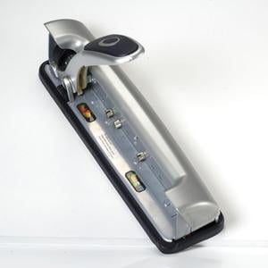 Officemate EZ Lever Adjustable Three Hole Punch, Silver, 15-Sheet Capacity (90050)