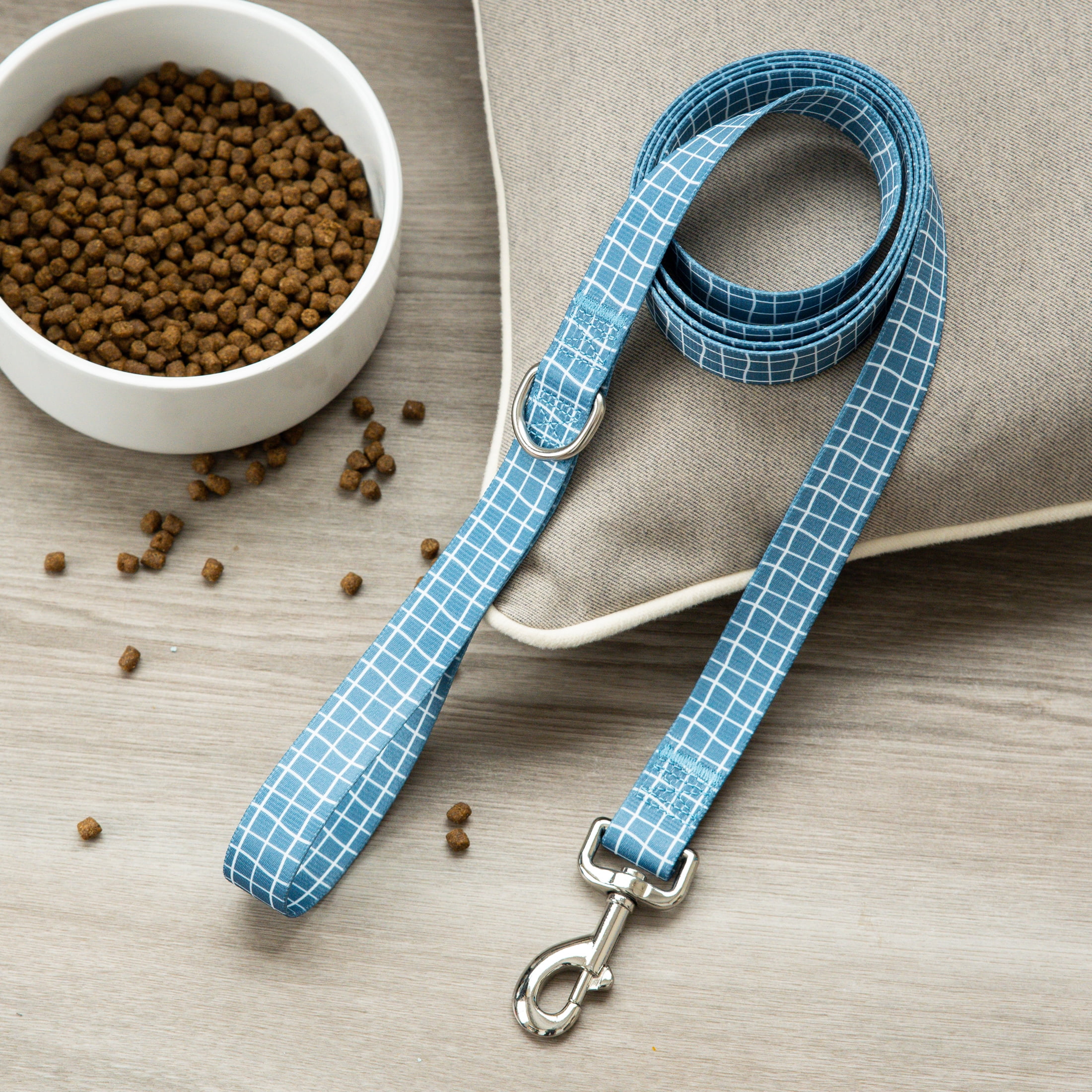 Vibrant Life Multicolored Abstract Shapes Dog Leash, 6 ft. Long