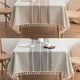 thumbnail image 3 of Mantel Rectangular Elegante Cateissary Para Mesas De Comedor Gris 135*135cm, 3 of 6