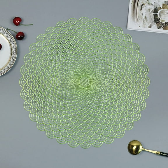 LINLIN 4 Pack Leaf Shaped Placemats PVC Placemats Hollow Dining Table Place Mats Heat Resistant Non-slip Dining Placemats Table Mats