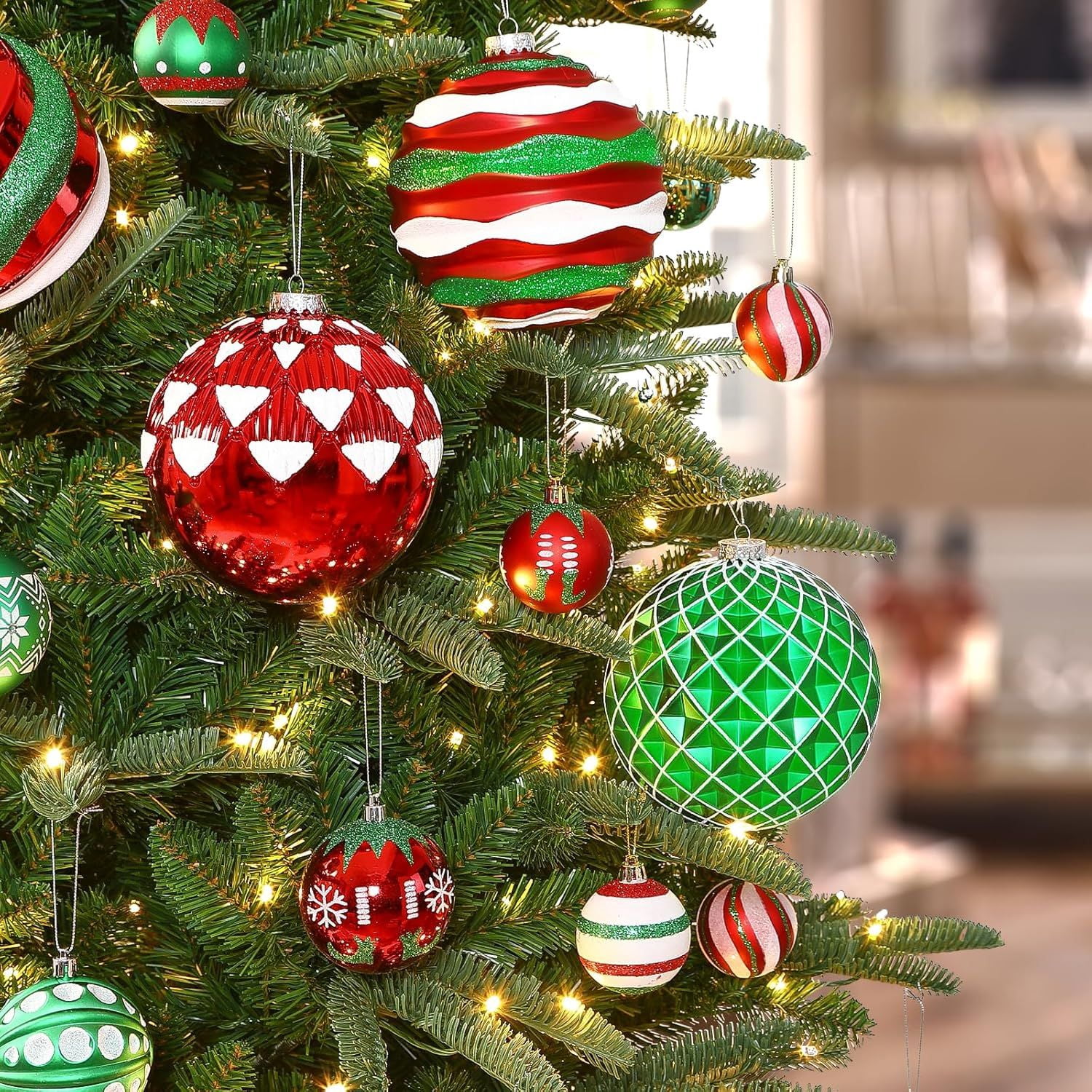 6"/150mm Large Christmas Ball Ornaments, 4Pcs Christmas Tree Decor, Shatterproof Hanging Decorations with Hooks, White & Silver Baubles for Xmas Tree, Wedding, Holiday and Party Decor