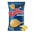 thumbnail image 1 of Papas fritas Ruffles sabor sal 120 g, 1 of 4