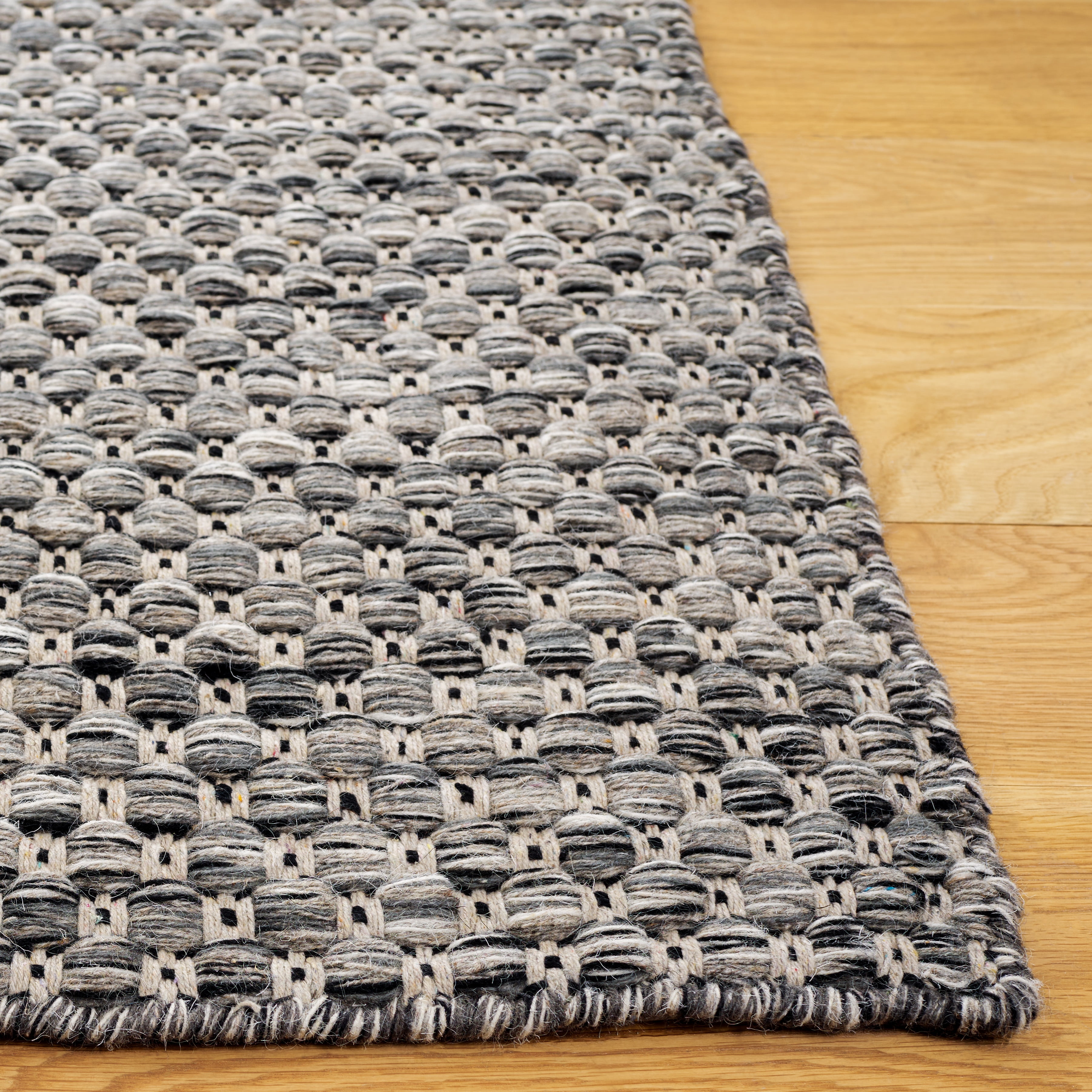 SAFAVIEH Vermont Candis Solid Distressed Area Rug, Grey, 6' x 9'