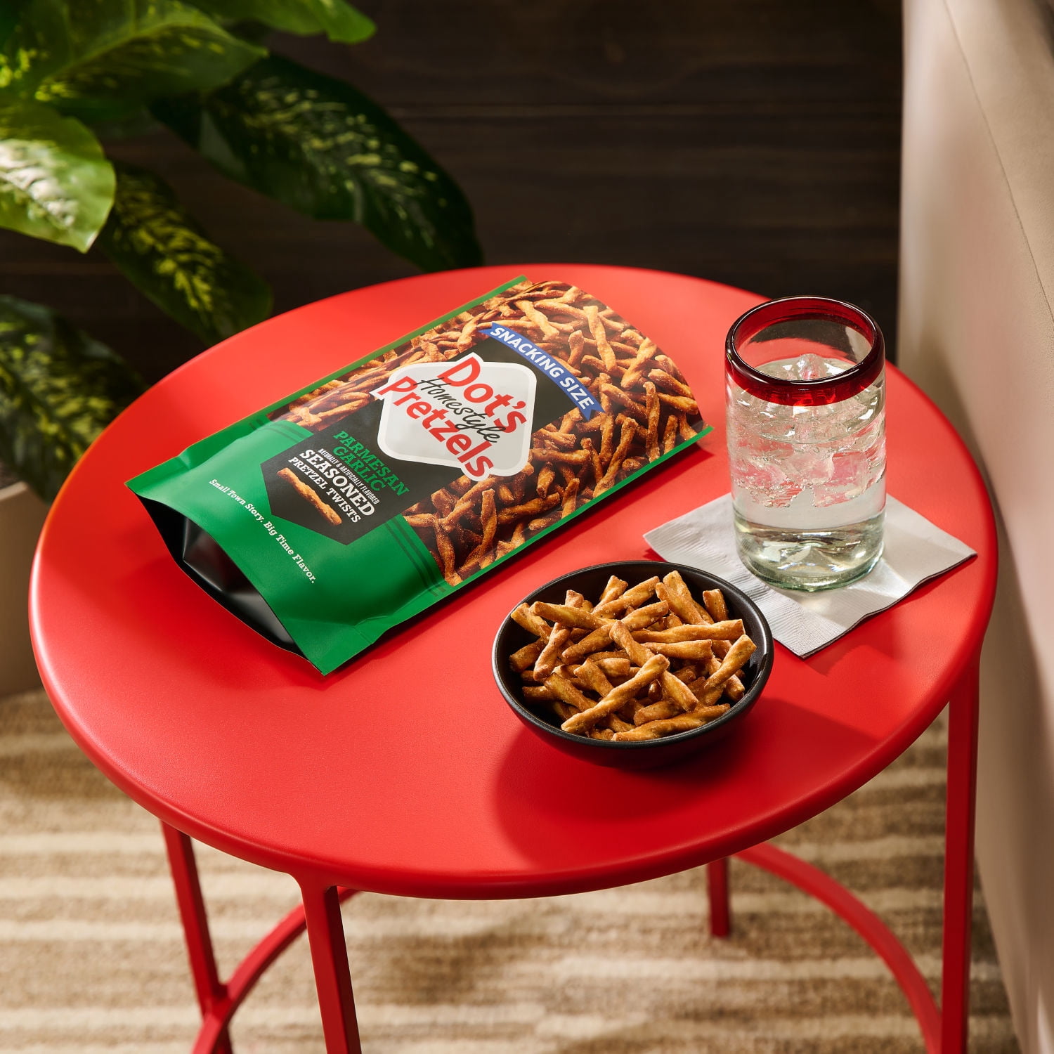 (8 pack) DOT'S Homestyle Pretzels Parmesan Garlic Flavored Snacking Size, Seasoned Pretzel Twists Bag, 9.5 oz