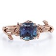 thumbnail image 1 of JeenMata Anillo de Compromiso Inspirado en la Naturaleza con Alejandrita de 1 Quilate Tallada en Forma de Cojín Creada en Laboratorio, Engaste de 4 Puntas, Baño de Oro Rosa de 18 K sobre Plata, 1 of 6