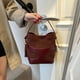 thumbnail image 2 of Bolso Cruzado Elegante para Mujer Gran Capacidad Con Costuras Terciopelo Ante Comm () Púrpura Y Rojo 2024, 2 of 9