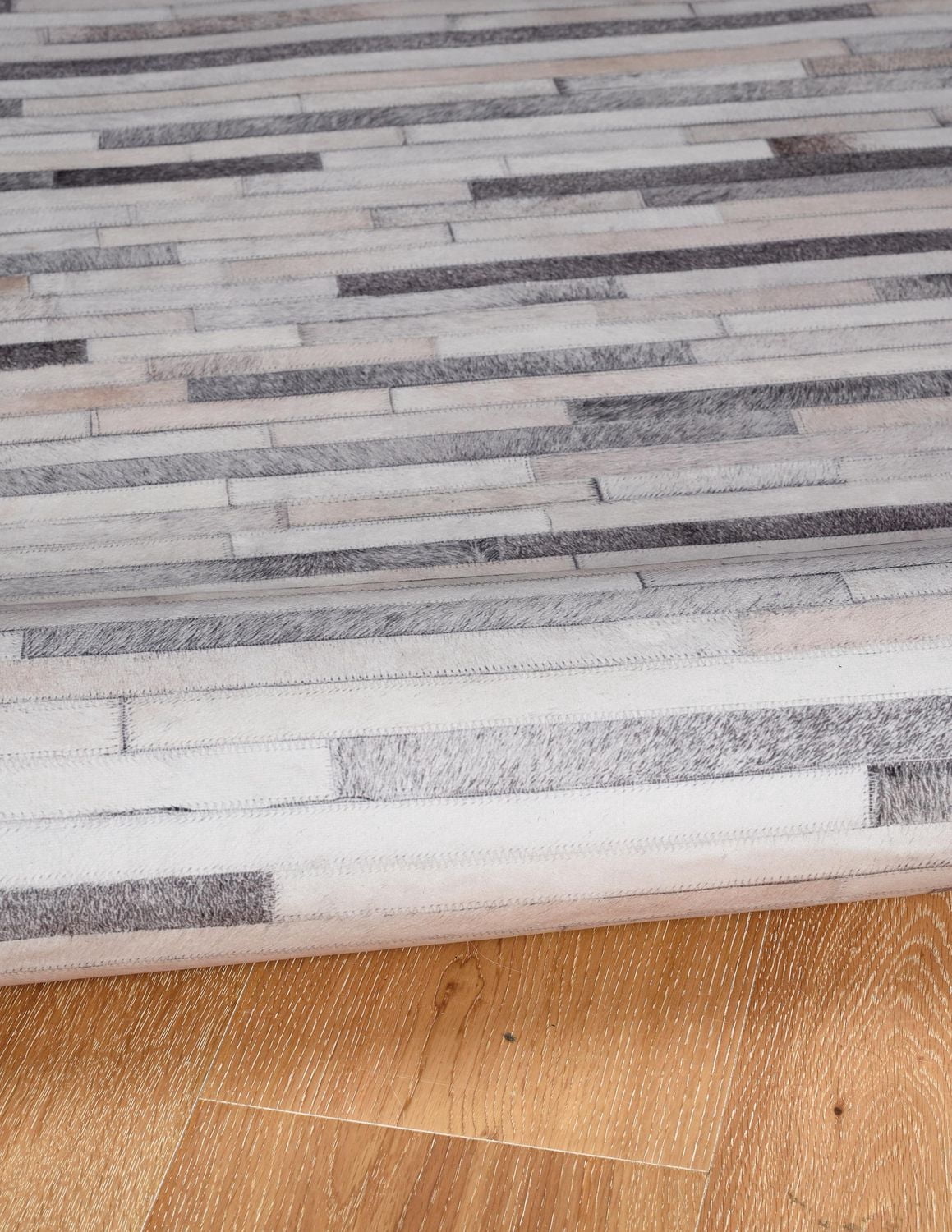 Tapis Laredo Tanner gris & ivoire 6 pi 7 po x 9 pi 7 po