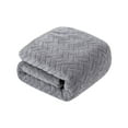 thumbnail image 2 of Suncoda Bath Towels, 1PC Coral Velvet Towel 28"x14" Bath Towels, Lighter Weight, Quicker to Dry, Super Absorbent, Perfect Bathroom Towels, 2 of 5