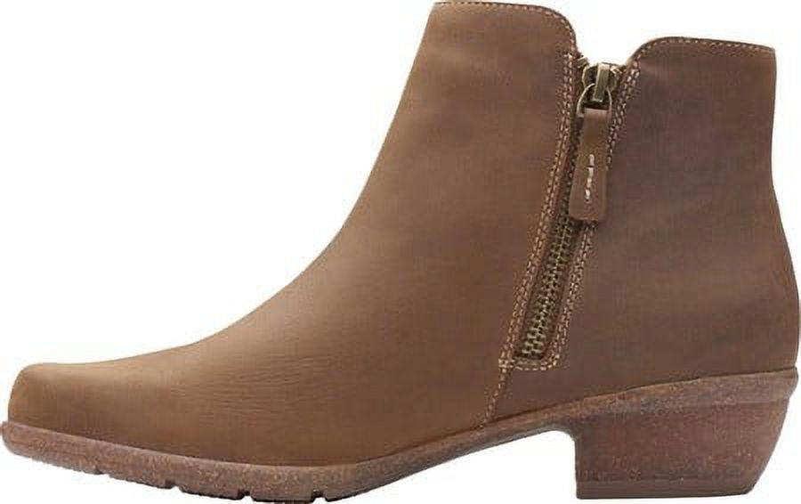 Clarks wilrose cheap frost bootie