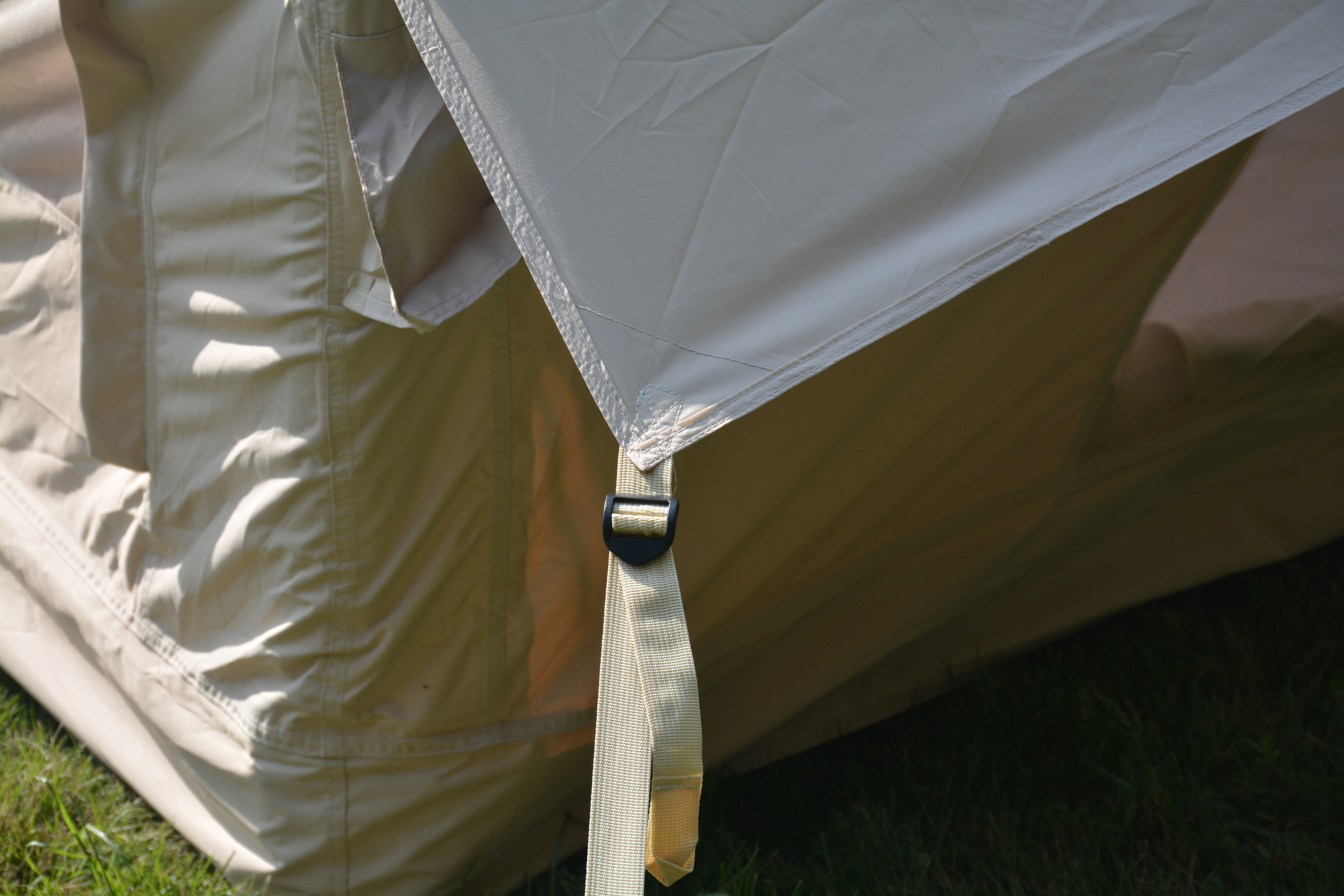 iCapeson 4-6 Person Hot Tent with Stove Jack, 5-Min Easy Setup Inflatable Glamping Tent, All-Season Waterproof Windproof Blow Up Air Tent, High-Performance 300D Fabric (Beige)