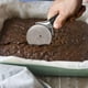 thumbnail image 2 of Cortador de pizza Farberware Professional, acero inoxidable, 24 cm, 2 of 8