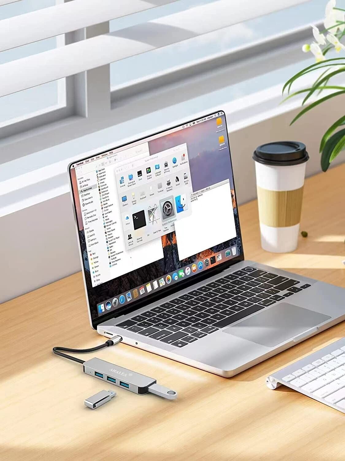 USB C Hub Docking Station USB Hub 4 in 1 with 4 USB 3.0 Ports Windows and Mac