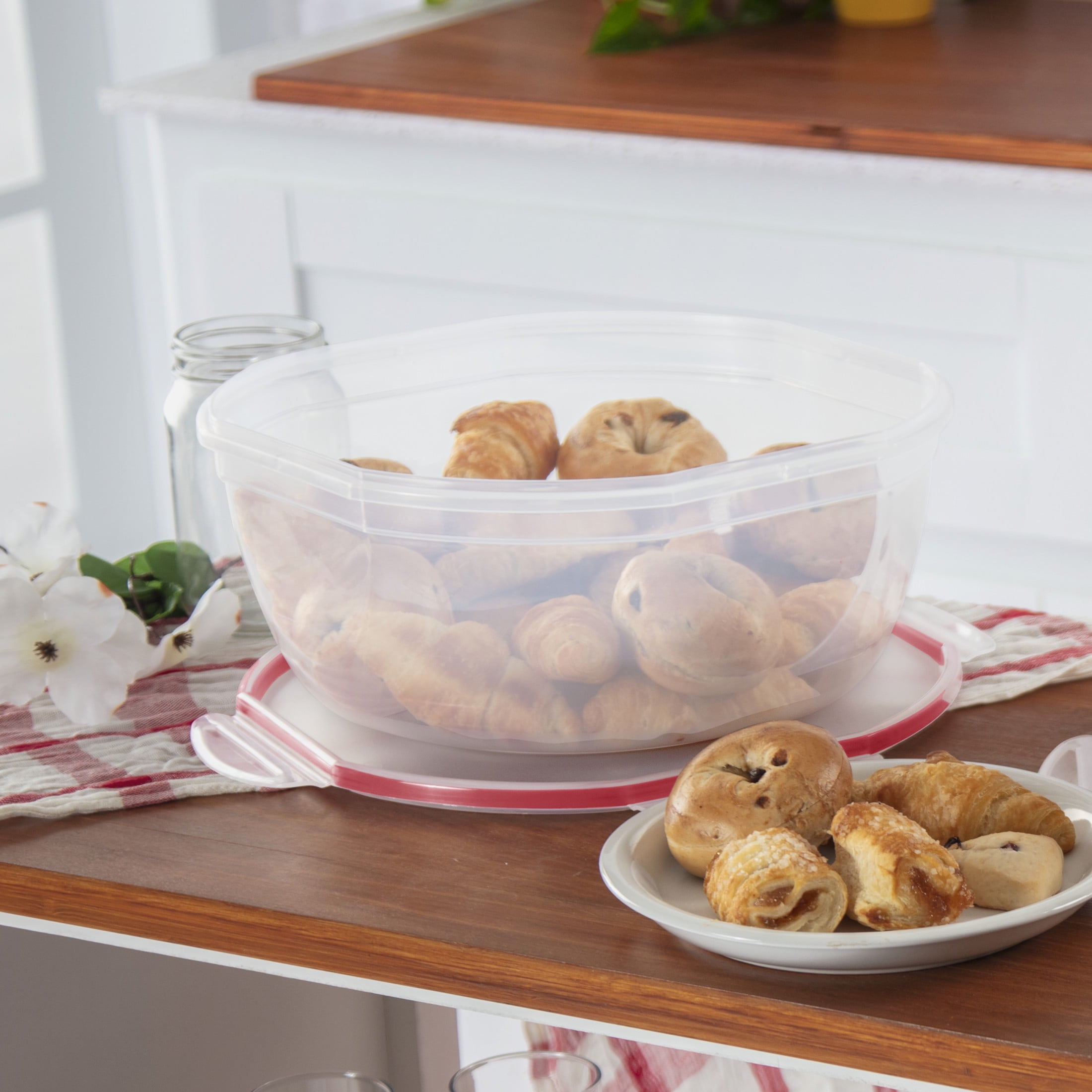 Sterilite Ultra•Seal™ 8.1 Qt. Bowl, Latching Food Storage Container, Air and Water-Tight, BPA-Free, Clear