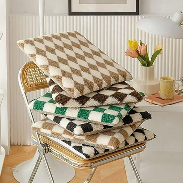 Nvzi Buffalo Plaid Chair Cushion Faux Fur Sherpa Seat Pad Non Slip Square Seat Cushion Pad for Kitchen Dining Office Machine Washable Green