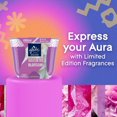thumbnail image 3 of Glade® Chandelle parfumée, Watch Me Blossom™, 3 of 7