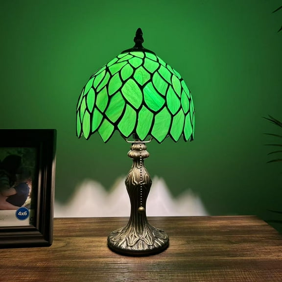 Tiffany Mini Table Lamp Green Stained Glass Green Leaves Pull Chain Switch LED Bulb Included for Living Room Bedroom Bedside 8" D*8" W*15" H