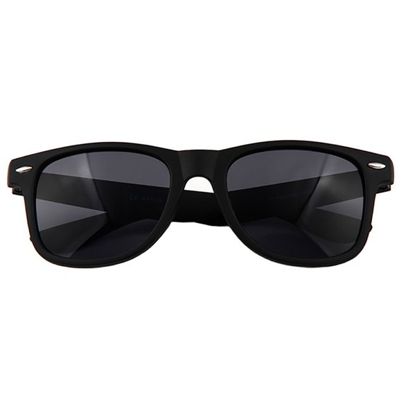 TOP-MAX PC Classical Sunglasses, Block Solar Radiation, Retro Fashion Accessories for Women (1pcs, Light Black)