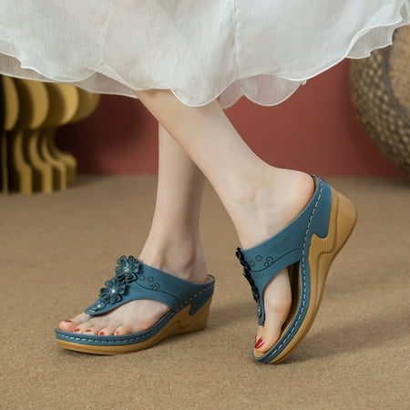 

XIAQUJ Women Sandals Summer New Pattern Simple Flower Decoration Thick Sole Wedge Comfortable Non Slip Casual Versatile Beach Shoes Sandals for Women Blue 9(42)