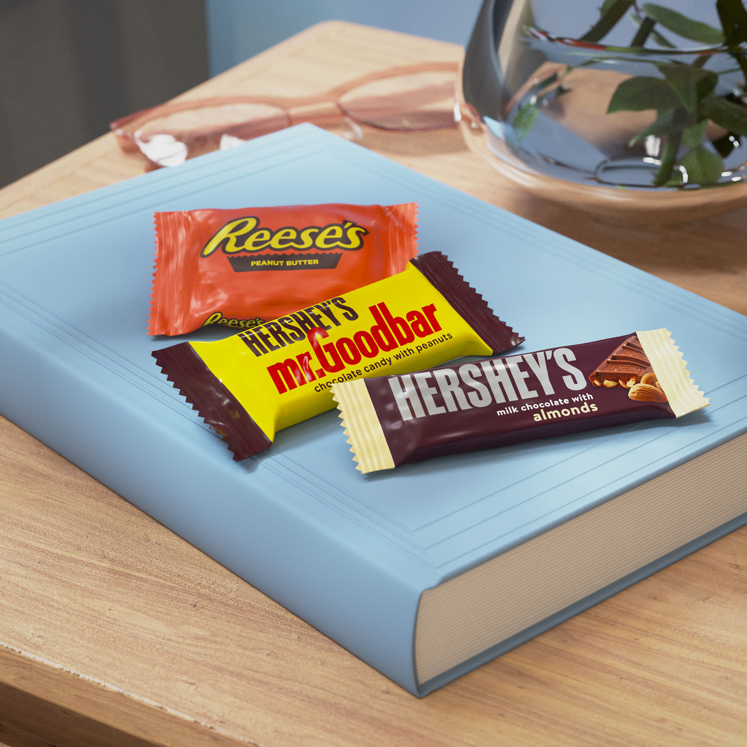 Hershey's & Reese's Snack Size Party Pack, 24.2 oz photo 6