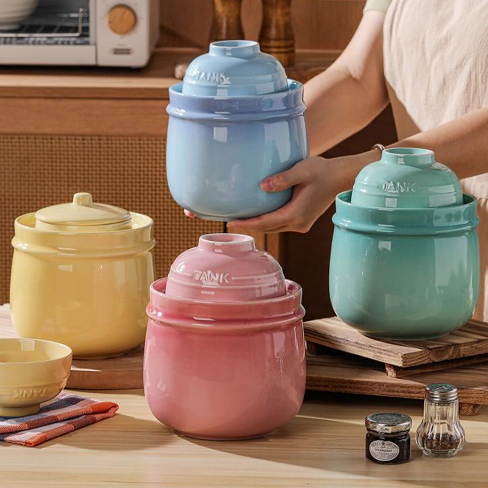 Traditional Chinese Porcelain Pickle Jar, Ceramic Fermenting Jar,Stoneware Fermenter with Water Seal for Pickling, Kimchi, Sauerkraut