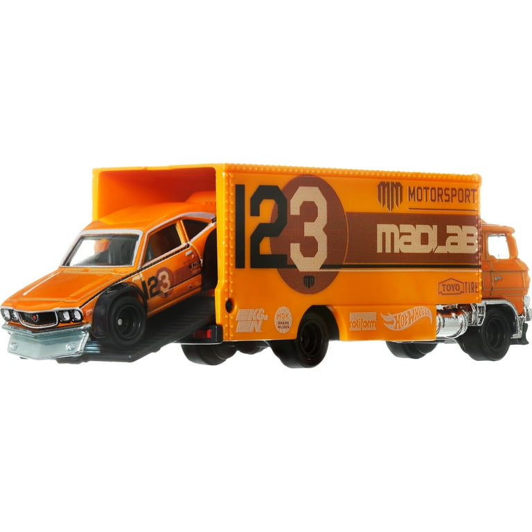 Hot Wheels 1:64 Scale Team Transport Mazda RX3 & Sakura Sprinter