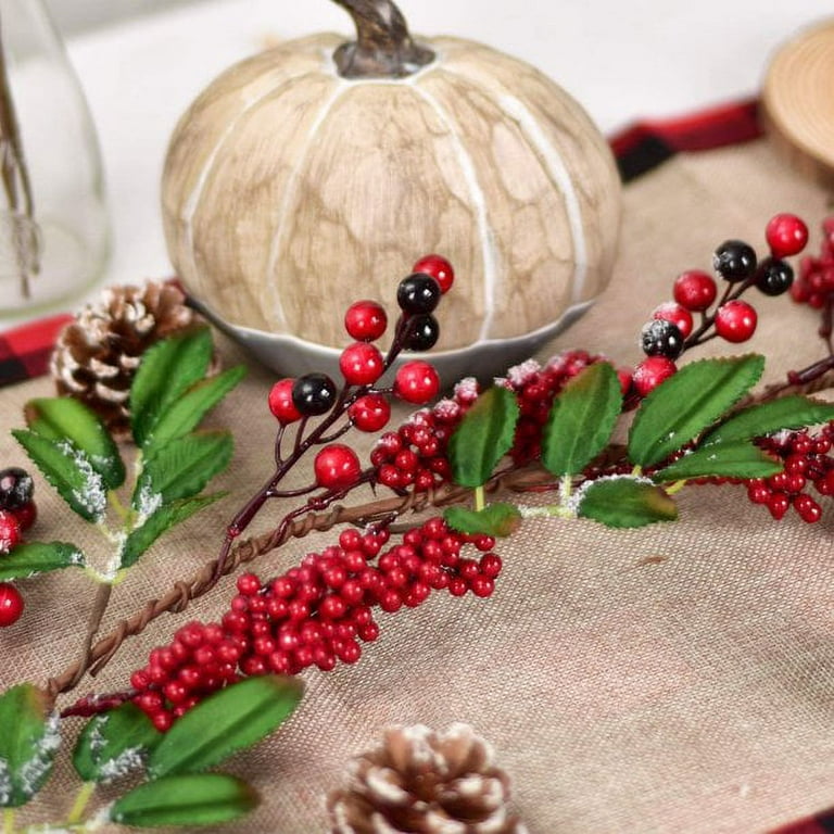 6 feet Red Berry Garland with Green Leaves Wired Christmas Berry Garland  Rustic Berry Twig Artificial Garland for Holiday Winter Season Mantel