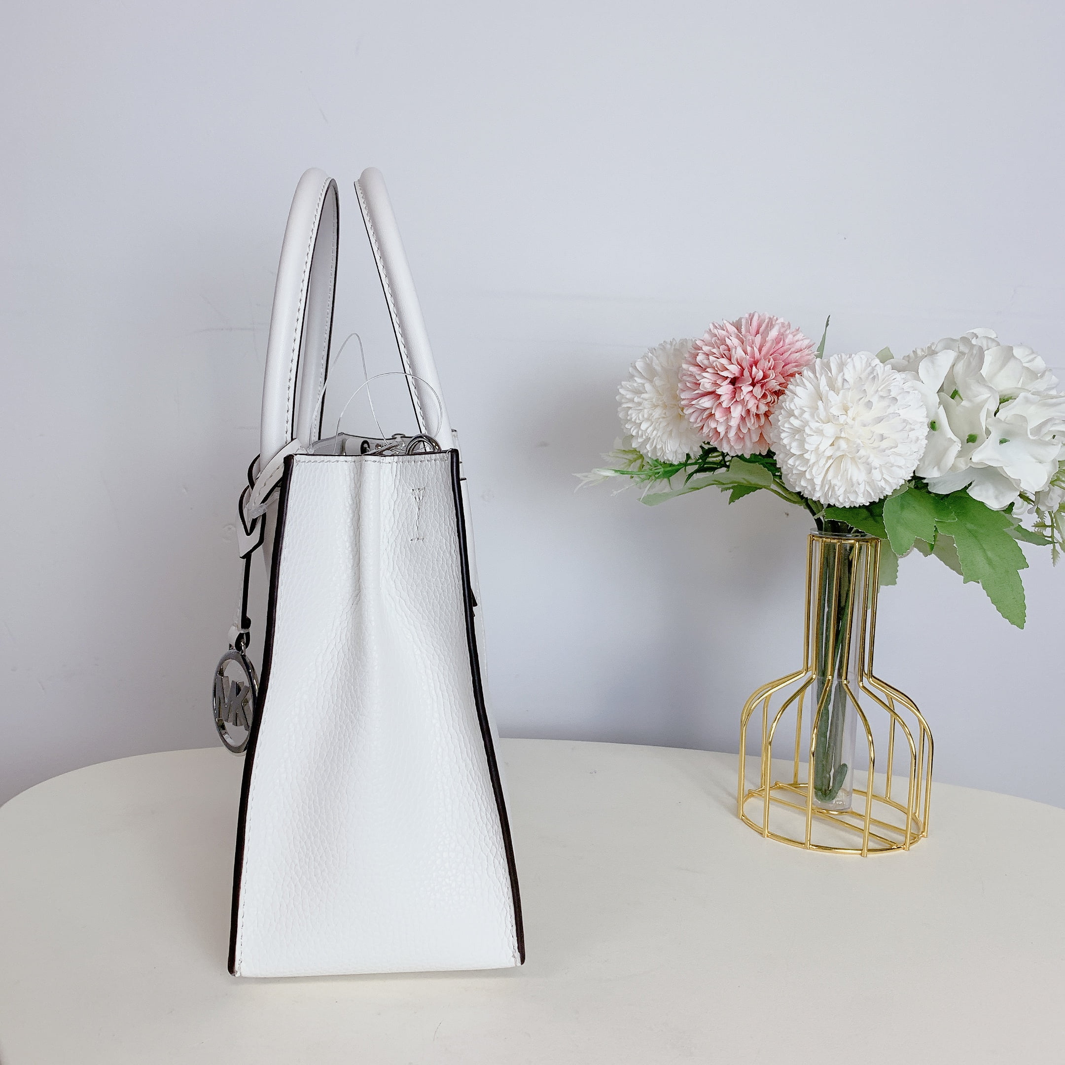 まみ　803530ホワイトカラー 1556dab5-c6cb-4203-9be1-