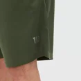 thumbnail image 4 of Short Wilson Doble Pique Transpirable Para Hombre, 4 of 6